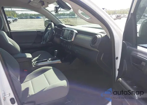 2023 Toyota Tacoma Sr5 V6 z USA, uszkodzony, nr VIN 3TMAZ5CN7PM219575